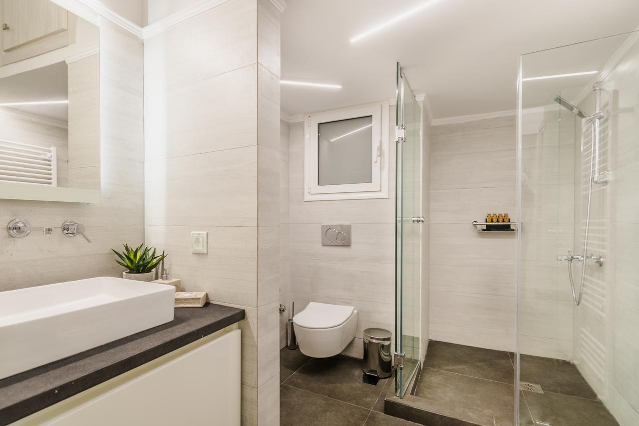 Acropolis Executive Suite Atene Esterno foto