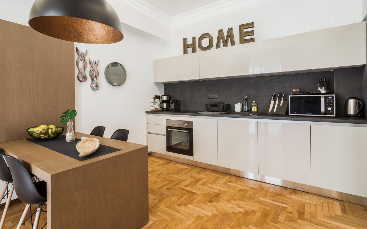 Acropolis Executive Suite Atene Esterno foto